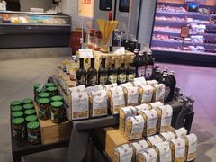 -blt精品超市(上海杨浦合生汇店)