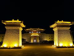 -敦煌山庄摘星阁