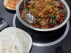 -周良天山牛杂城(天山路总店)