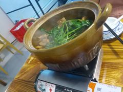 -食爺炭炉鸡煲·烧烤
