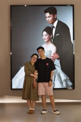 -乐派诗婚纱摄影