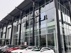 -杭州中升之星奔驰4S店(滨江店)