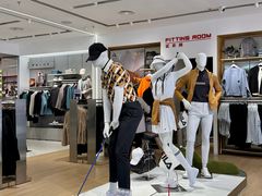 -百年港湾奥特莱斯(香炉礁店)