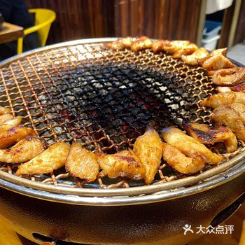 又来盗贼了，感觉想要吃韩式烤肉，第一个就想到他