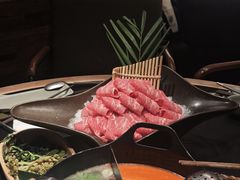 -三出山火锅(万象天地店)