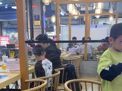 -杨老板·海鲜集市火锅·鲜切牛肉(中防万宝店)