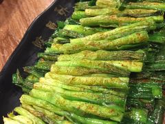 -陈员外正宗夹江烧烤(广福路店)
