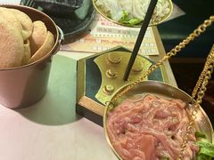 -新哥老官·畅吃123·美蛙世界(苏宁广场店)