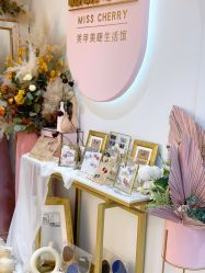 -花系美·美甲美睫精品店