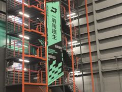 -极限PLAY运动娱乐新世界·团建派对表演休闲馆·室内高空游乐园