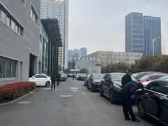 -杭州中升之星奔驰4S店(滨江店)