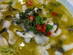 青花椒青鱼-川流不息·地道川菜·小龙虾(松东路店)