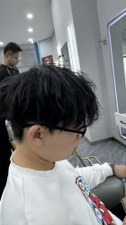 -藤野造型烫染·漂发