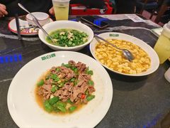 -新白鹿餐厅(百联中环店)