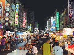 -六合夜市