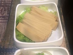 -龙虾风暴(松江店)