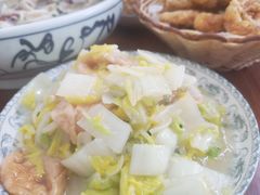 -胡子饮食店