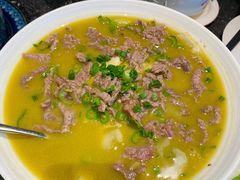 酸笋泉水牛肉-悦百味·品质川菜(橄榄郡店)