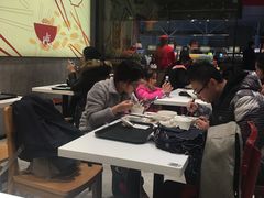 大堂-百事佳烧鸭牛腩(上海虹桥站店)