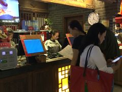 -张氏宽窄巷成都名小吃(茂业百货华强北店)
