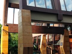 -三亚湾海居铂尔曼度假酒店