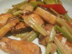 鱼塘公焗鱼-大榕树下顺德菜(融创茂店)