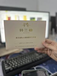-莫兰迪婚纱摄影
