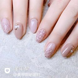 -Pink You美甲洗眉纹绣定制中心