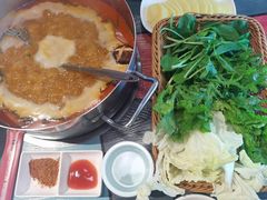 -四季喧黔味豆米火锅(万达广场店)