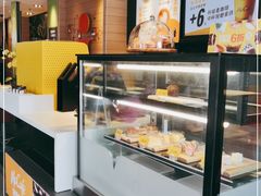 面包甜点陈列柜-麦当劳(金平路站店)