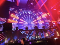 -赛博LIVE SHOW酒吧