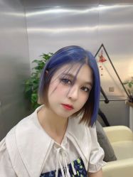 -Tloml salon