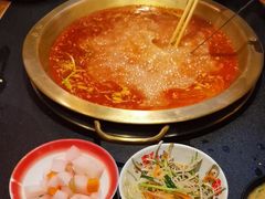 -沸炉重庆老火锅(军事博物馆店)