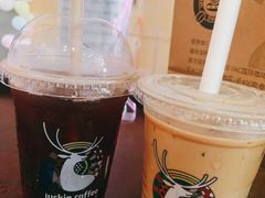 -瑞幸咖啡(临海市银泰城店)