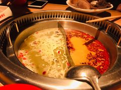 鸳鸯锅-季季红火锅(长沙步行街店)