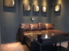 -极光点播影院(天一广场国购店)
