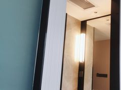 -宜尚酒店(长沙五一广场袁家岭地铁站店)