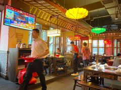 大堂-矮板凳老火锅(宽窄巷子店)