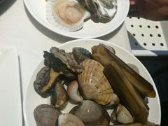 -润增大酒店自助餐厅