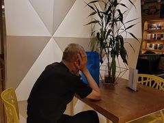 -新华里咖啡书吧(新华书店小寨店)