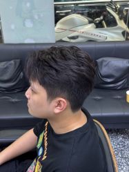 -藤野造型专业烫染接发