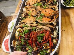 -老东镇啤酒屋海鲜加工·蒸汽海鲜·海鲜烧烤(台东店)