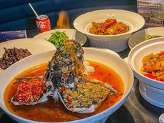 -凤凰湘语·平价海鲜餐厅(浦东旗舰店)