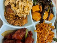 -晓宇盒饭(民安街店)