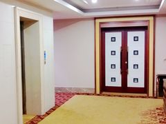 -春兰国宾馆(凤城河风景区老街店)