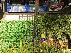 -卜蜂莲花(辽阳西路店)