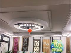 大堂-刘姐啤酒鱼民族演艺餐厅(西街总店)