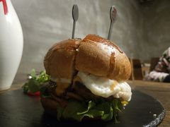 -HIGH FIVE哈福手工汉堡(桂林路店)