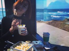-Cafe Aewol Monsant