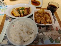 -老乡鸡(上海白玉兰广场店)